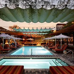 **** Hotel Rise Uptown United States